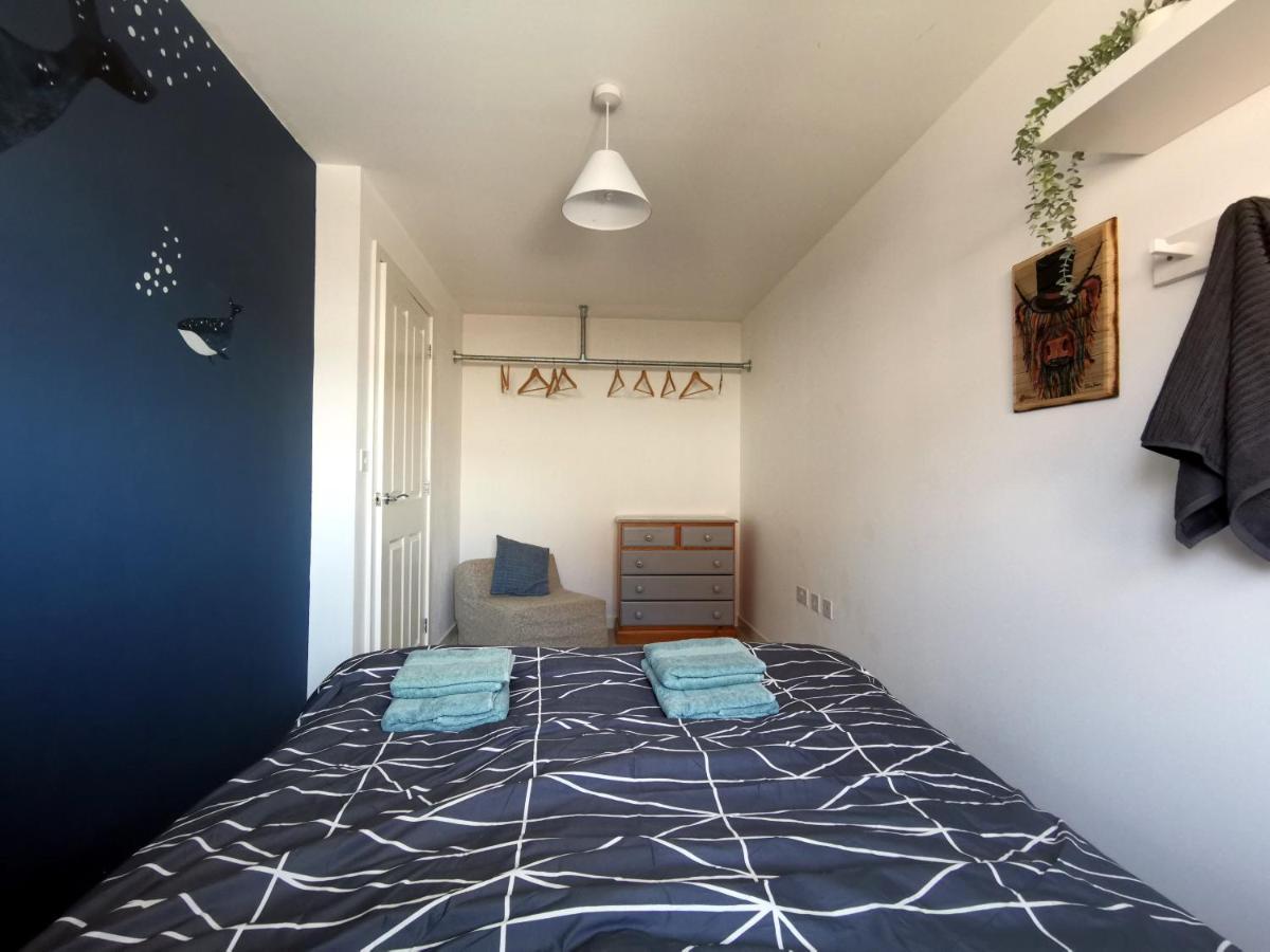 2 Bedroom House With Free Parking Lyme Regis Bagian luar foto